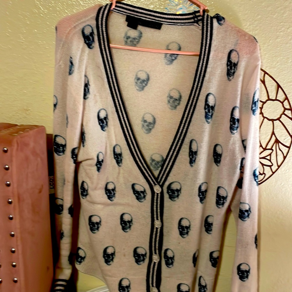 Beautiful cashmere cardigan